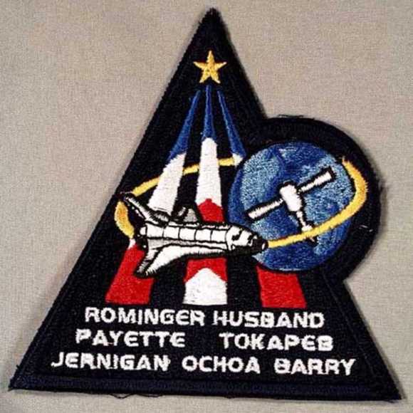 STS-96 EMBROIDERED NASA CREW PATCH, 1999 OFFICIAL FULL COLOUR FABRIC, GENUINE, - Picture 1 of 1